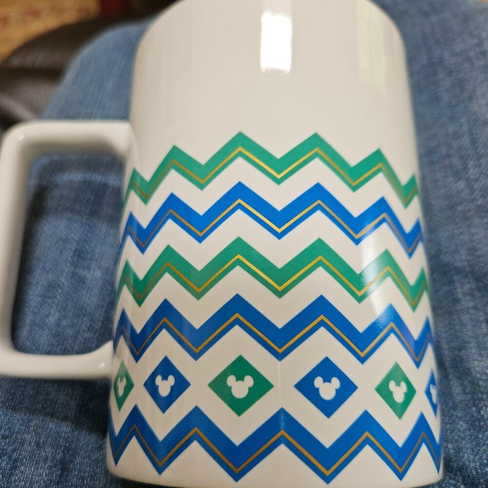 mickey mouse blue/green chevron mug Disney parks made in Thailand